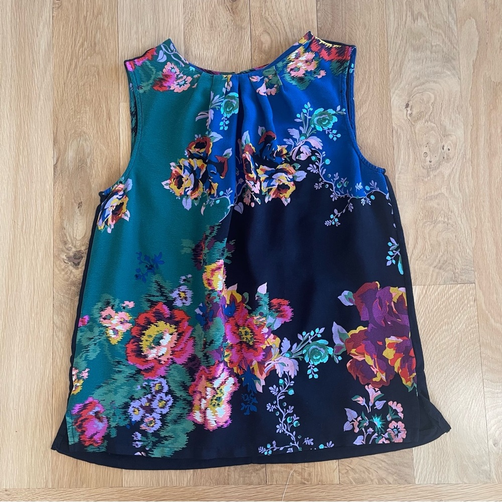 ANTHROPOLOGIE Floral Sleeveless Blouse - Green and Black